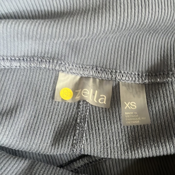 Zella ribbed leggings & matching tank - Picture 5 of 9